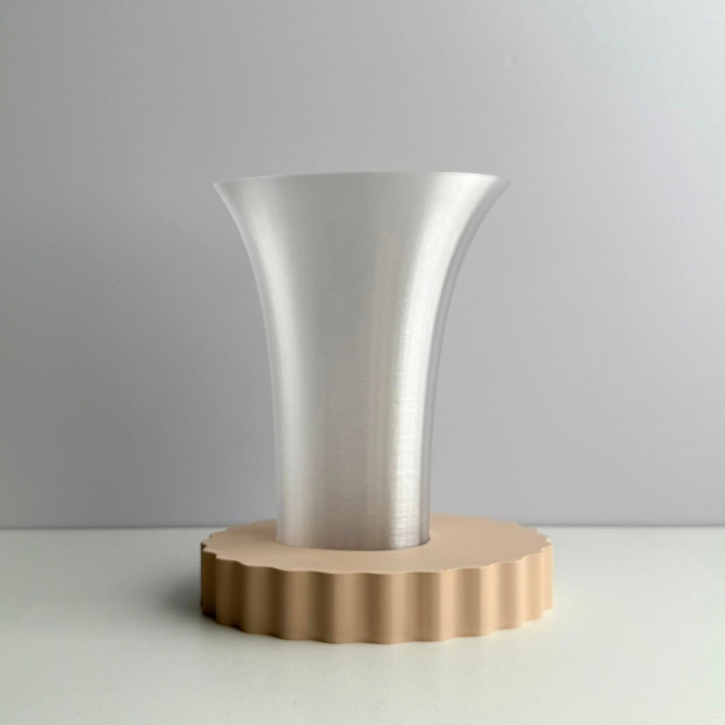 Flare Vase/Oval Plate Set