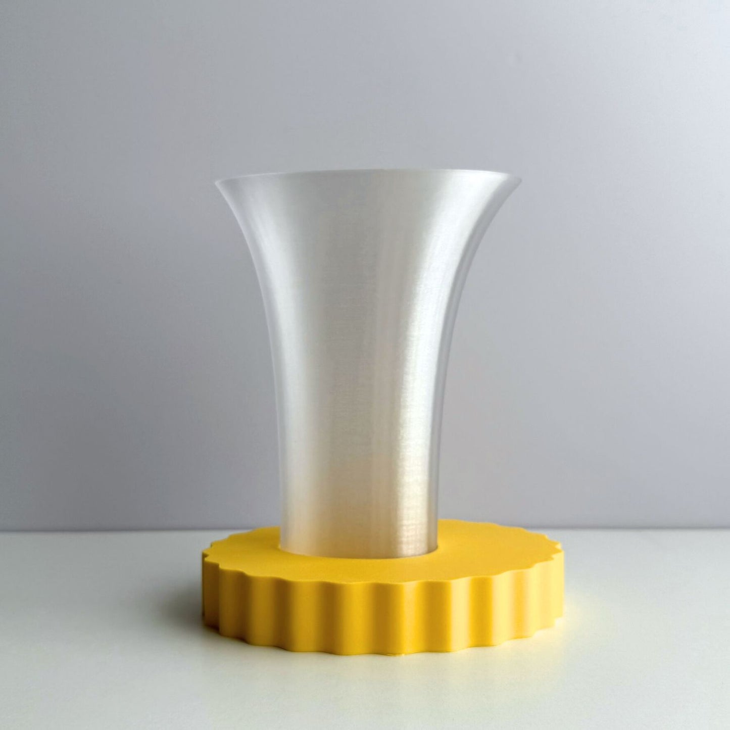 Flare Vase/Oval Plate Set