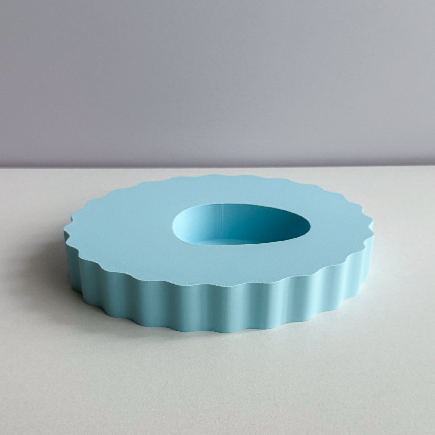 Flare Vase/Oval Plate Set