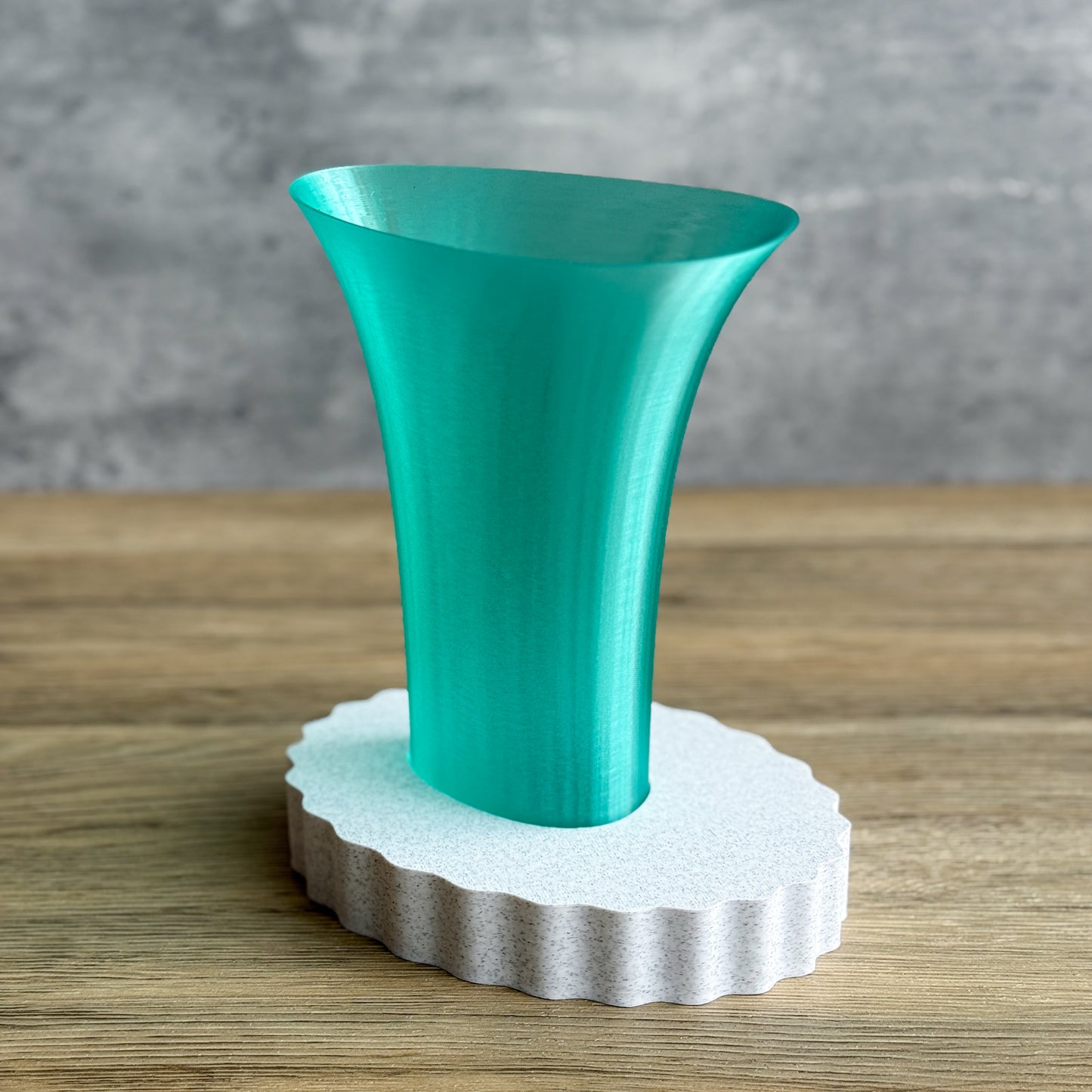 Flare Vase/Oval Plate Set