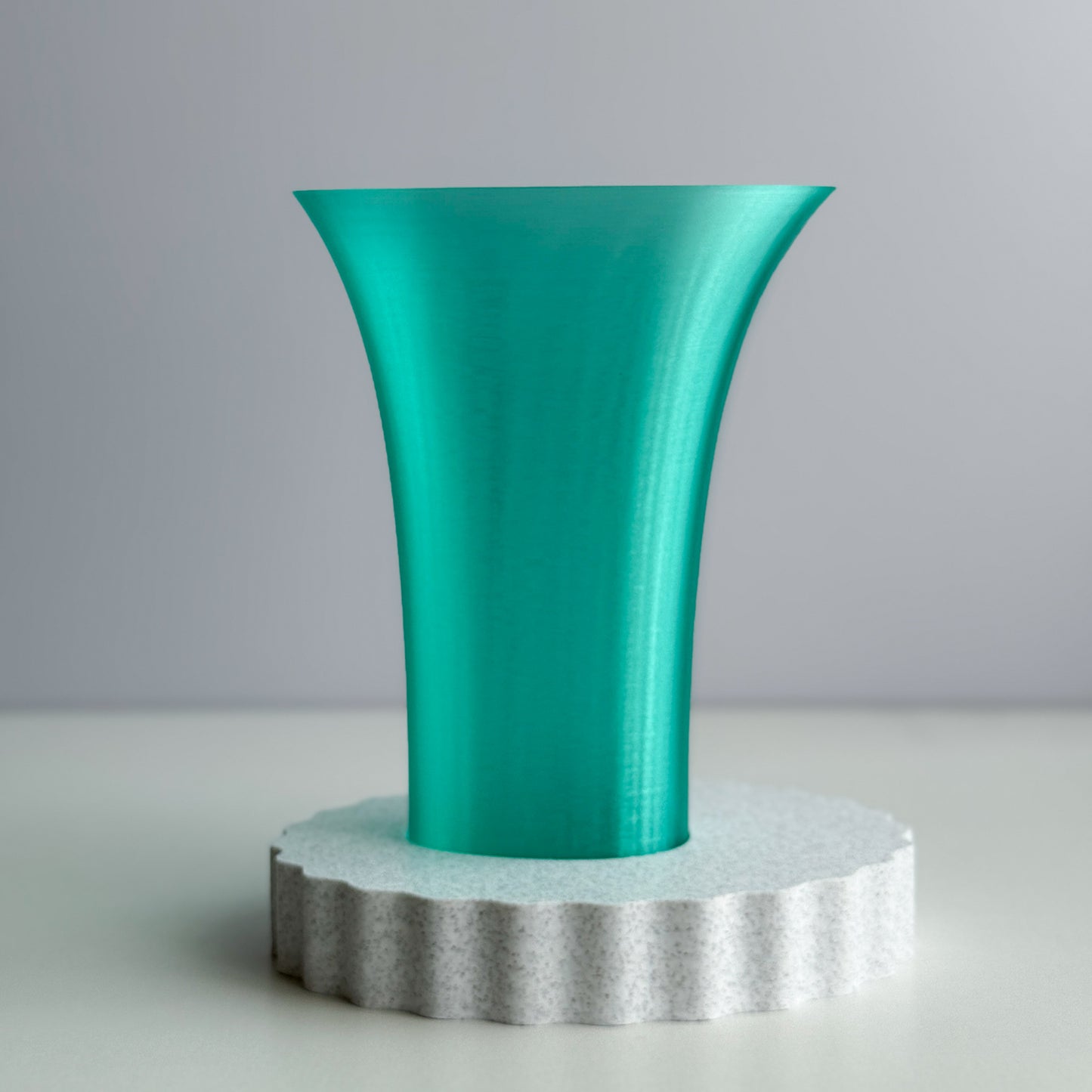 Flare Vase/Oval Plate Set