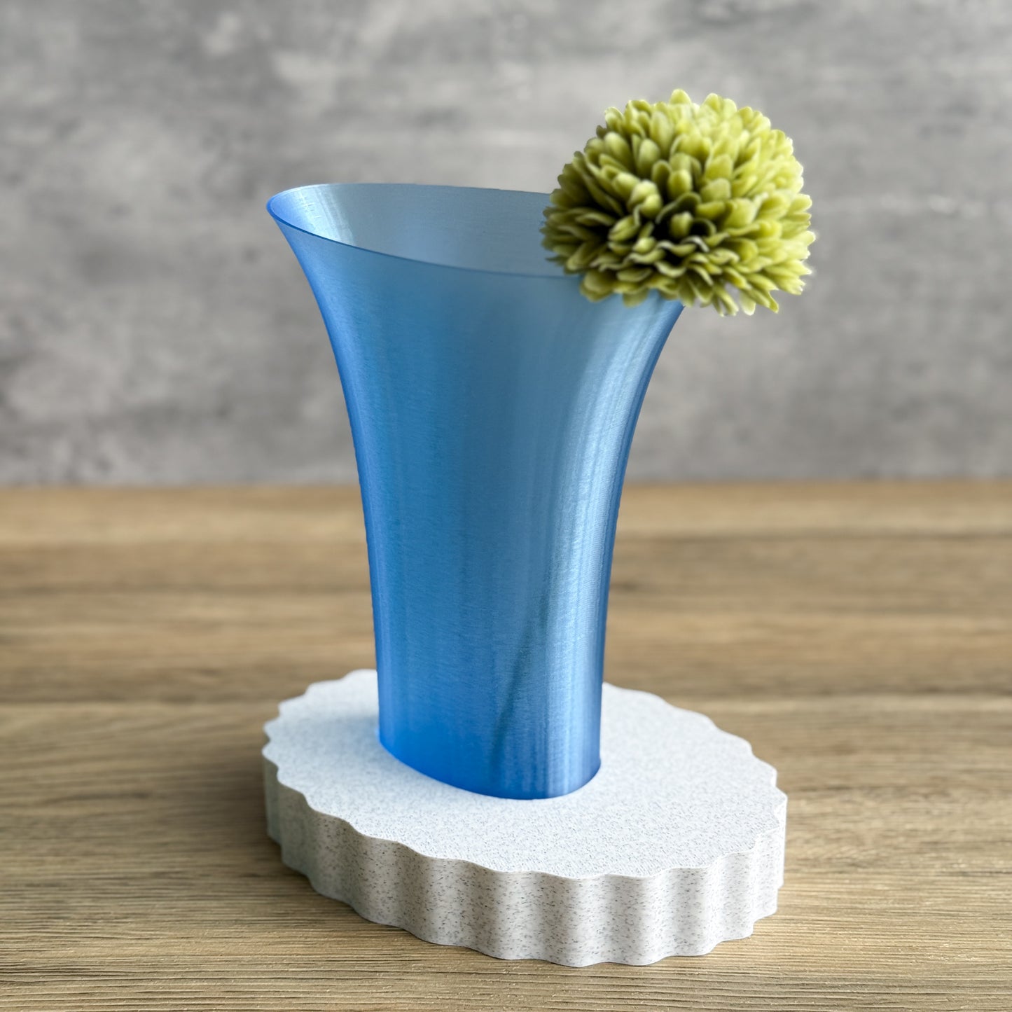 Flare Vase/Oval Plate Set