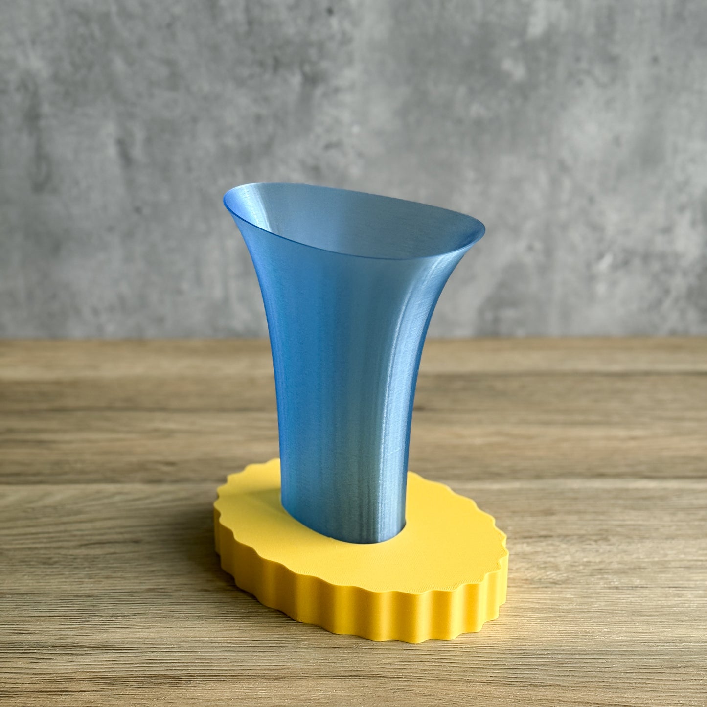 Flare Vase / Oval Plate