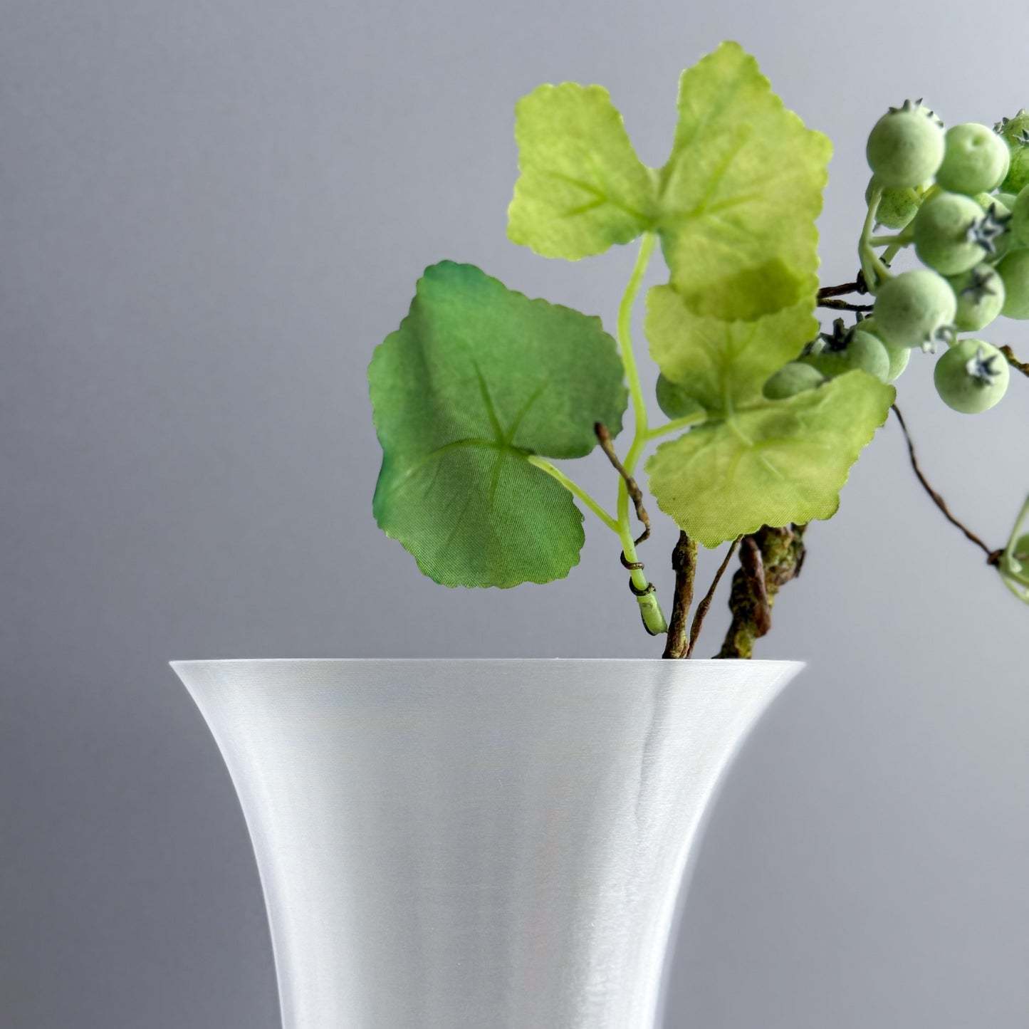 Flare Vase / Oval Plate