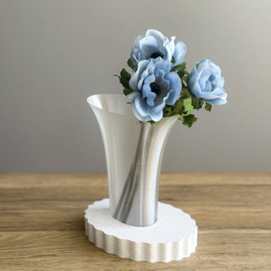 Flare Vase / Oval Plate