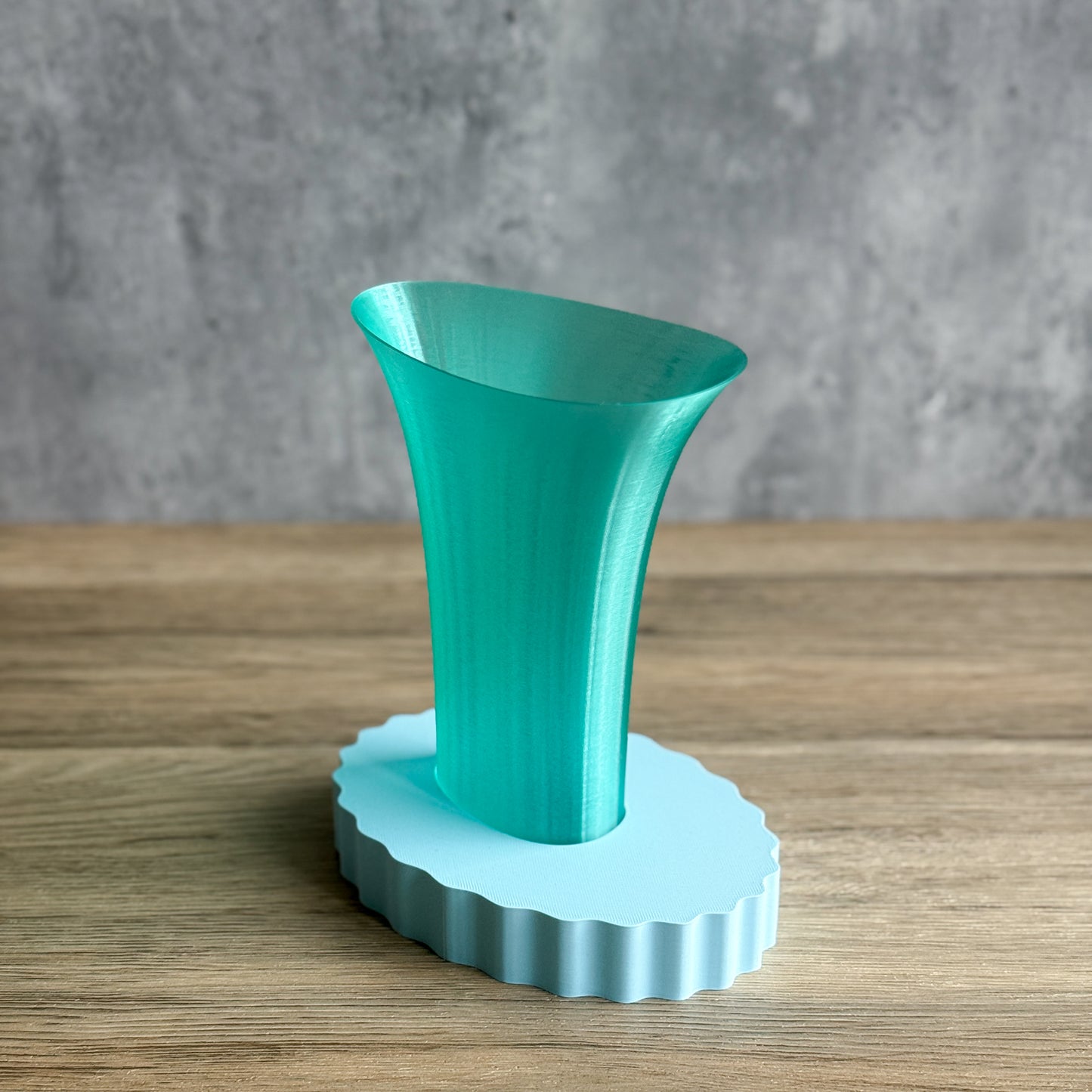 Flare Vase / Oval Plate