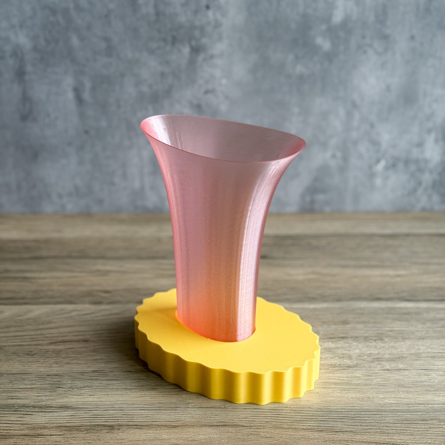 Flare Vase / Oval Plate